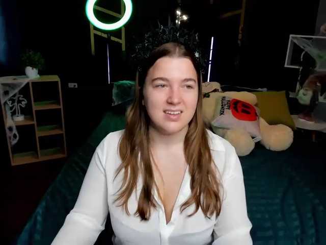 Miaa-Berry live cam on BongaCams