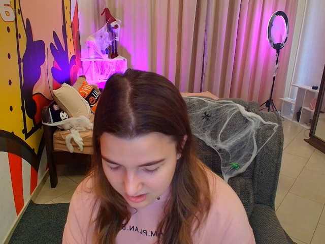 Miaa-Berry live cam on BongaCams