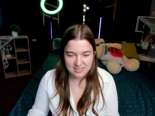 Miaa-Berry live cam on BongaCams
