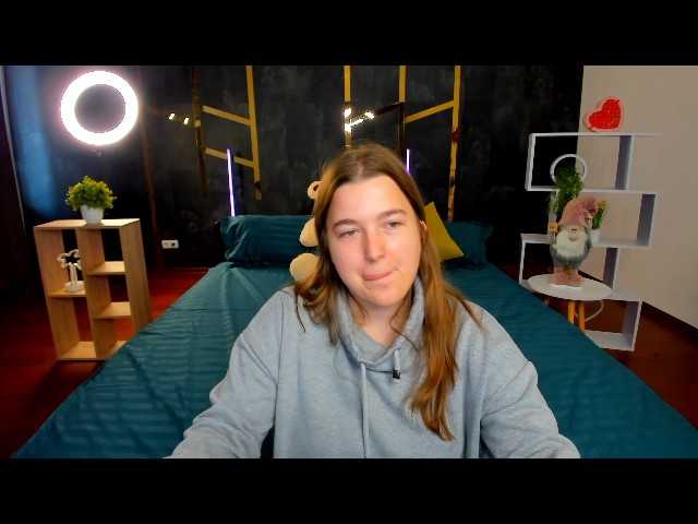 Miaa-Berry live cam on BongaCams