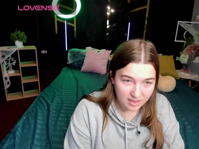 Miaa-Berry live cam on BongaCams