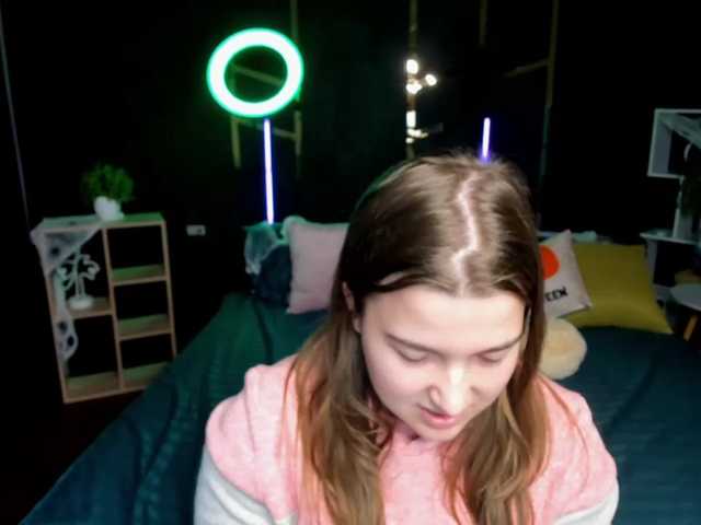 Miaa-Berry live cam on BongaCams