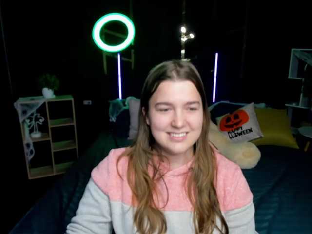 Miaa-Berry live cam on BongaCams