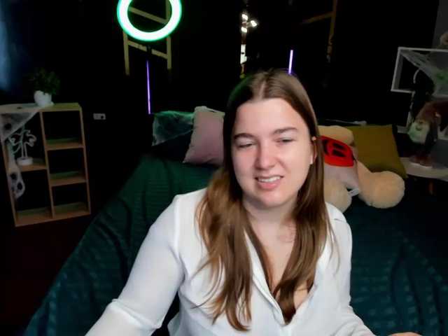 Miaa-berry live cam