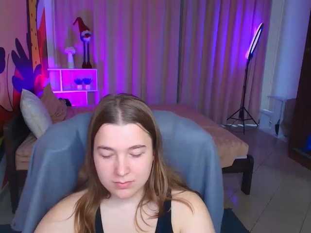 Miaa-Berry live cam on BongaCams