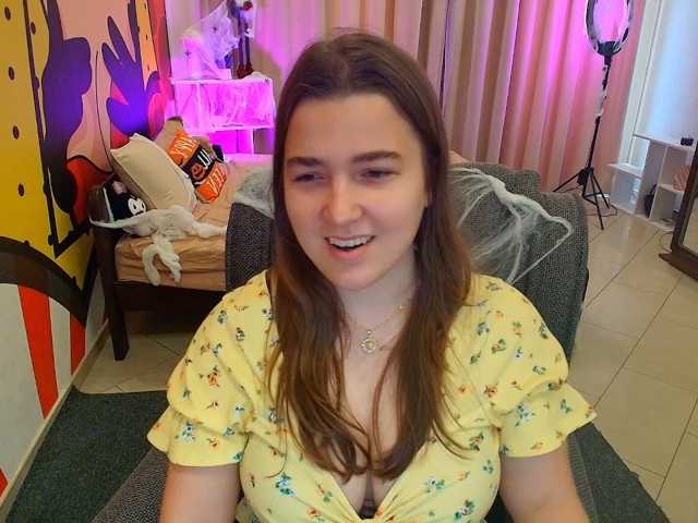 Miaa-Berry live cam on BongaCams