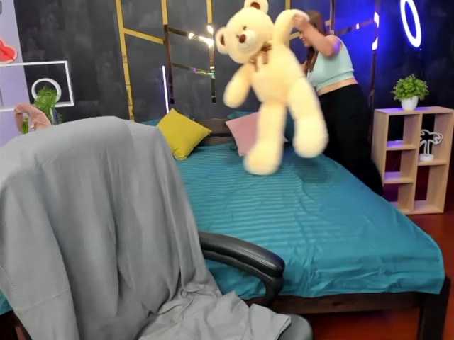 Miaa-Berry live cam on BongaCams