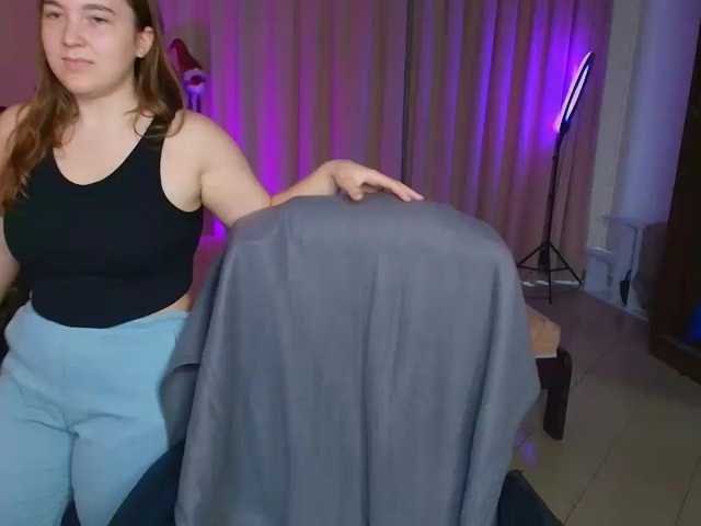 Miaa-Berry live cam on BongaCams