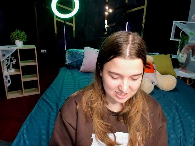 Miaa-Berry live cam on BongaCams