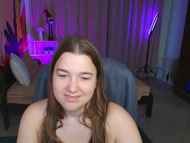 Miaa-Berry live cam on BongaCams