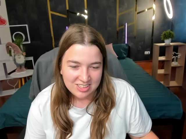 Miaa-Berry live cam on BongaCams