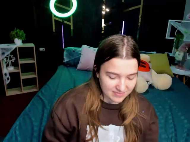 Miaa-Berry live cam on BongaCams