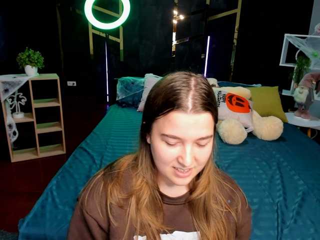 Miaa-Berry live cam on BongaCams