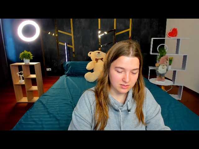 Miaa-Berry live cam on BongaCams