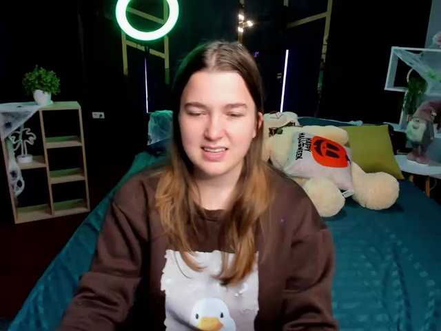 Miaa-Berry live cam on BongaCams