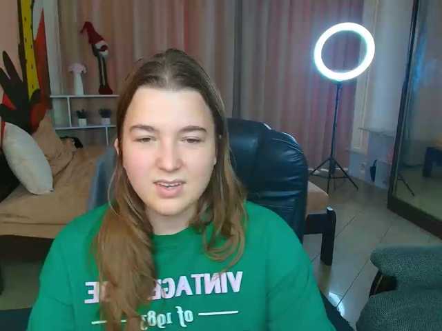 Miaa-Berry live cam on BongaCams