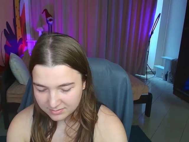 Miaa-Berry webcam bongacams model stream image