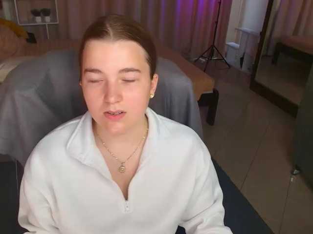 Miaa-Berry live cam on BongaCams