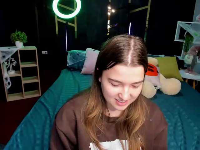 Miaa-Berry live cam on BongaCams