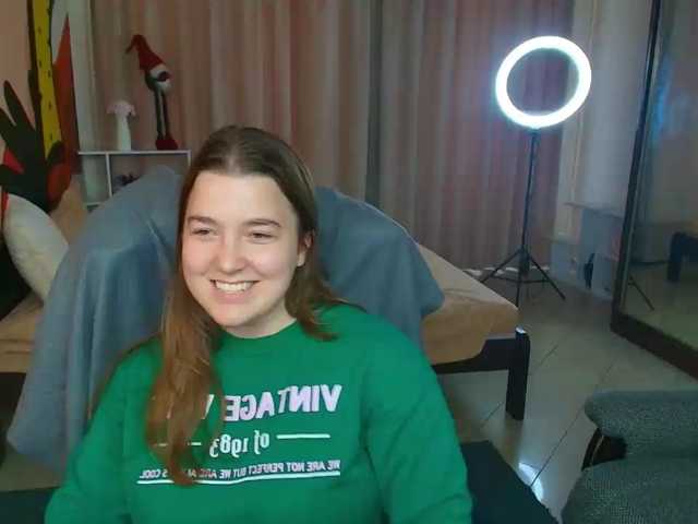 Miaa-Berry live cam on BongaCams