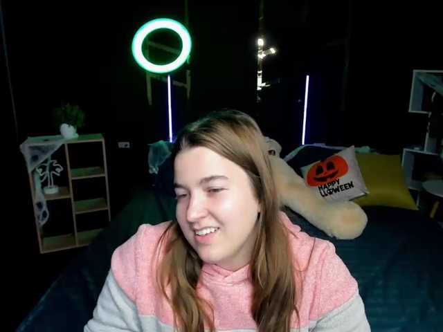 Miaa-Berry live cam on BongaCams