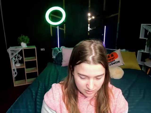 Miaa-Berry live cam on BongaCams