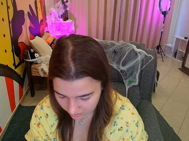 Miaa-Berry live cam on BongaCams