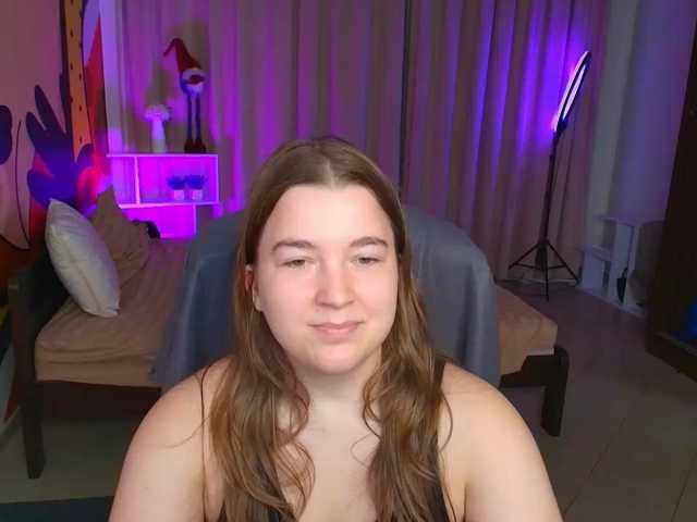 Miaa-Berry live cam on BongaCams