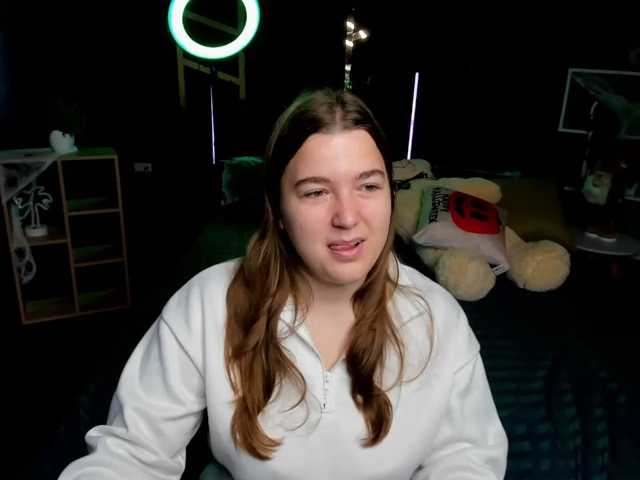 Miaa-Berry live cam on BongaCams
