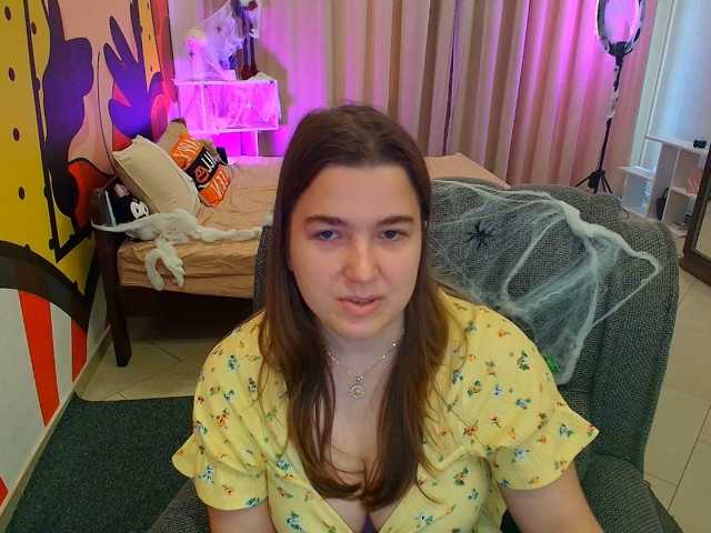Miaa-Berry live cam on BongaCams