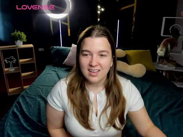 Miaa-Berry live cam on BongaCams