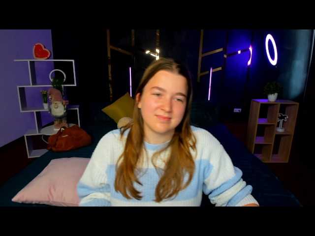 Miaa-Berry live cam on BongaCams