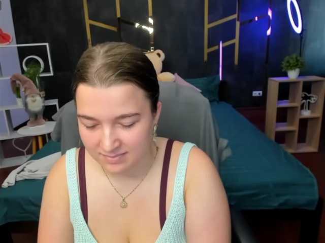 Miaa-Berry live cam on BongaCams