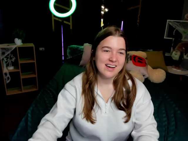Miaa-Berry live cam on BongaCams
