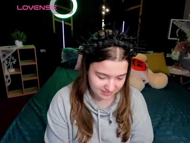 Miaa-Berry live cam on BongaCams