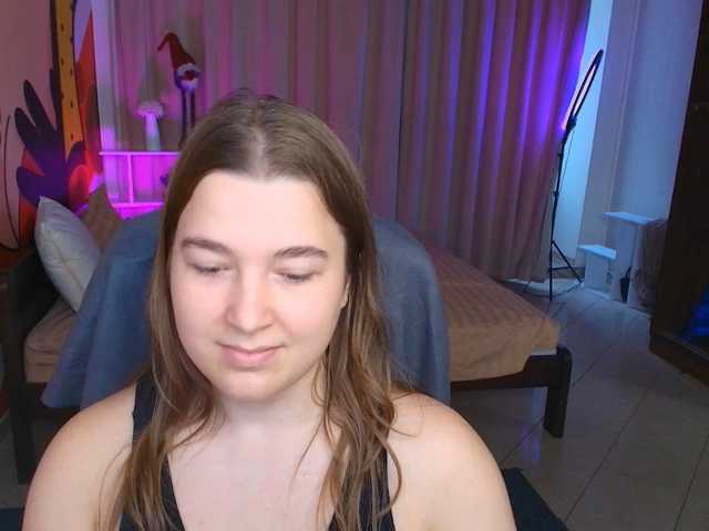 Miaa-Berry live cam on BongaCams