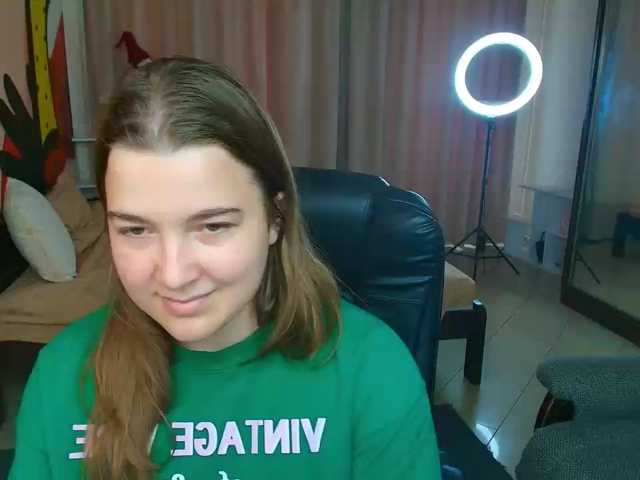 Miaa-Berry live cam on BongaCams