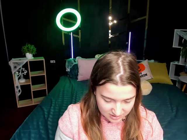 Miaa-Berry live cam on BongaCams