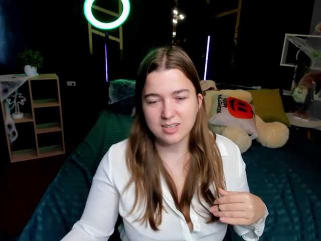 Miaa-Berry live cam on BongaCams