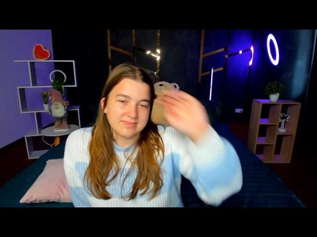 Miaa-Berry live cam on BongaCams