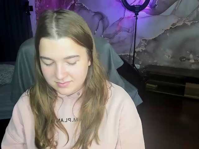 Miaa-Berry live cam on BongaCams