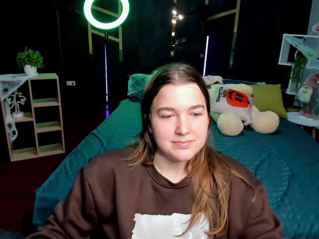 Miaa-Berry live cam on BongaCams