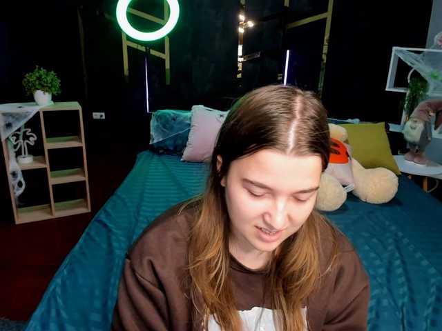 Miaa-Berry live cam on BongaCams
