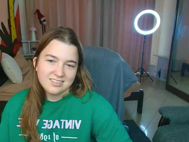 Miaa-Berry live cam on BongaCams