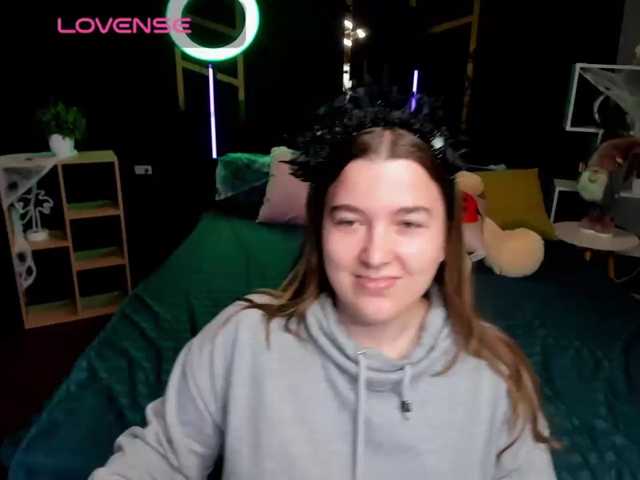 Miaa-Berry live cam on BongaCams