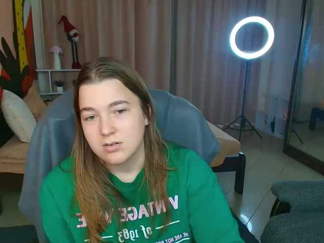 Miaa-Berry live cam on BongaCams