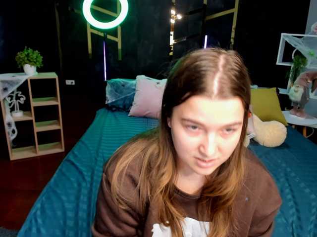 Miaa-Berry live cam on BongaCams
