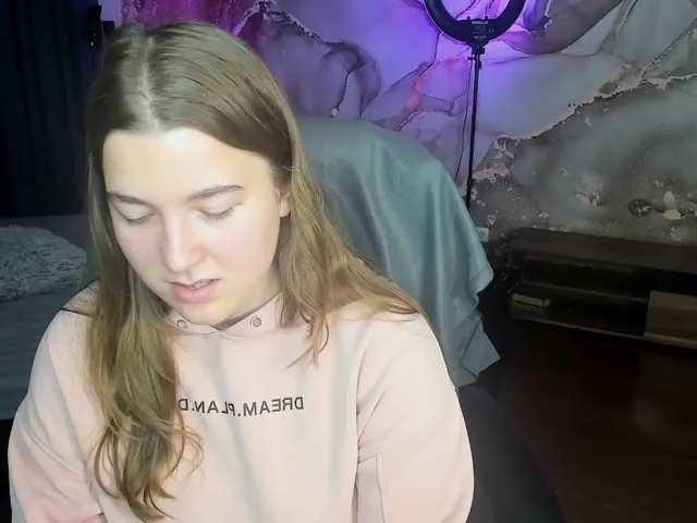 Miaa-Berry live cam on BongaCams