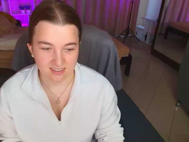 Miaa-Berry live cam on BongaCams