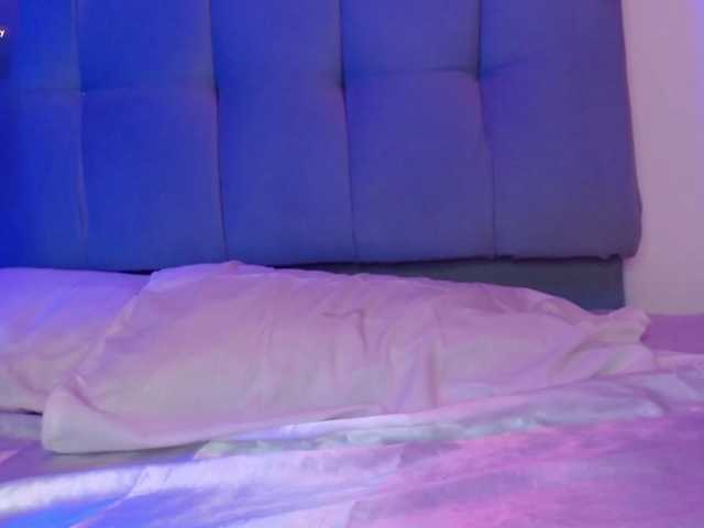 Adara-White live cam on BongaCams